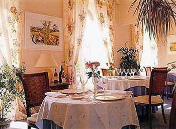 Chateau De Larroque 日蒙 外观 照片