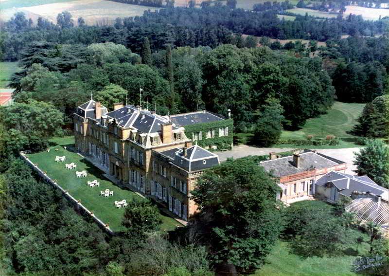 Chateau De Larroque 日蒙 外观 照片